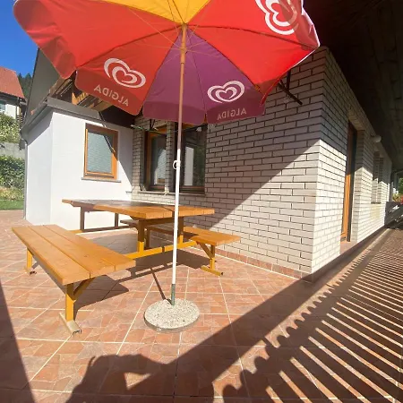 Karavanke Getaway Apartamento *