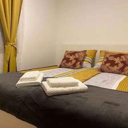 Karavanke Getaway Apartamento *