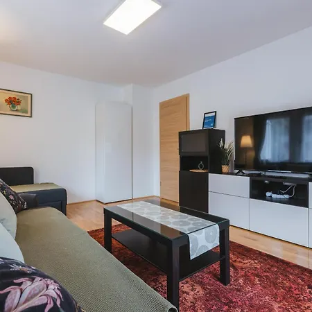 Karavanke Getaway * Hrušica